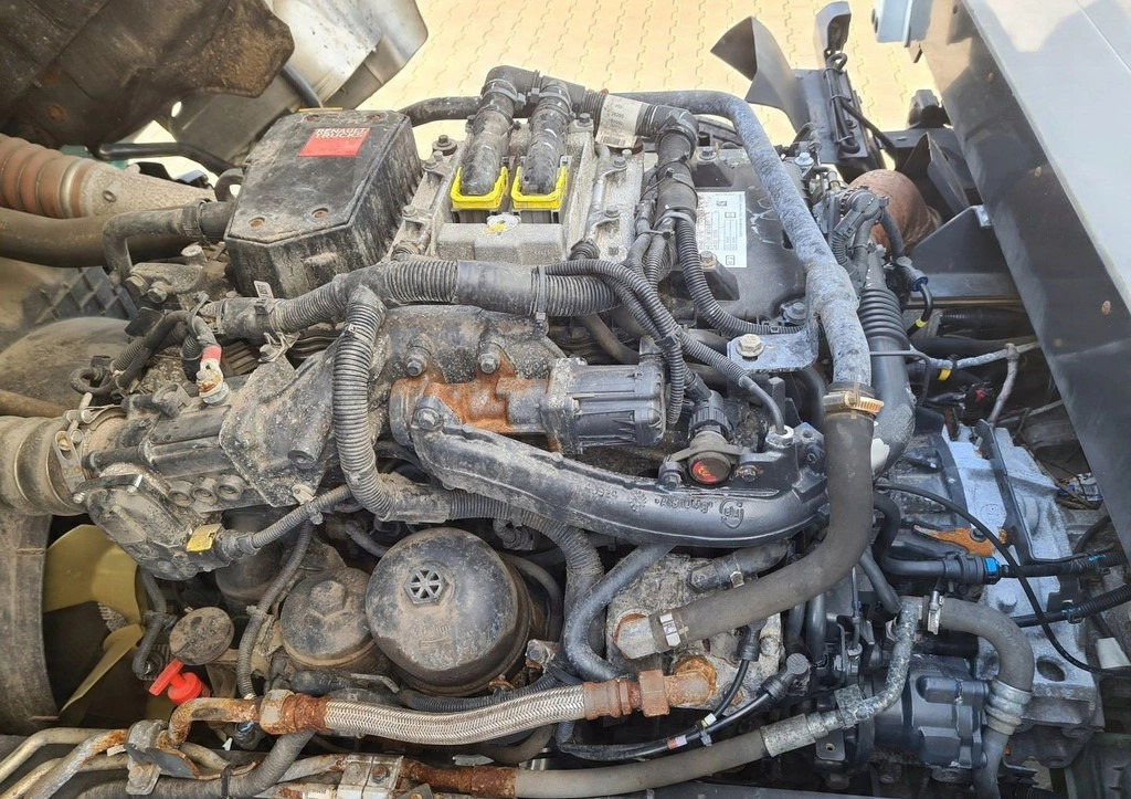 RENAULT DTI 5 210 EUVI - Motor: Foto 4 RENAULT DTI 5 210 EUVI - Motor: Foto 4