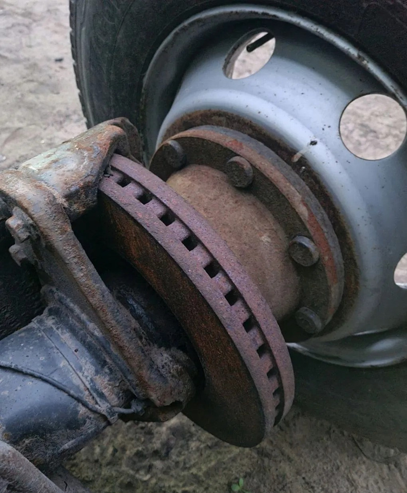 RENAULT PIASTA KOMPLETNA TYŁ 19.5 8 SZPILEK - Butuc: Foto 1 RENAULT PIASTA KOMPLETNA TYŁ 19.5 8 SZPILEK - Butuc: Foto 1