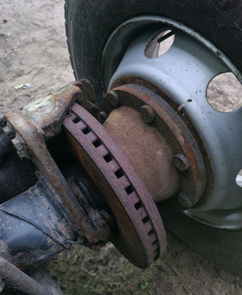 RENAULT PIASTA KOMPLETNA TYŁ 19.5 8 SZPILEK - Butuc: Foto 2 RENAULT PIASTA KOMPLETNA TYŁ 19.5 8 SZPILEK - Butuc: Foto 2