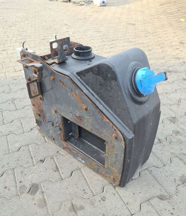 Renault OE 22077231 Renault RENAULT GAMA D VOLVO FL EURO 6 - Rezervor pentru AdBlue pentru Camion: Foto 4 Renault OE 22077231 Renault RENAULT GAMA D VOLVO FL EURO 6 - Rezervor pentru AdBlue pentru Camion: Foto 4