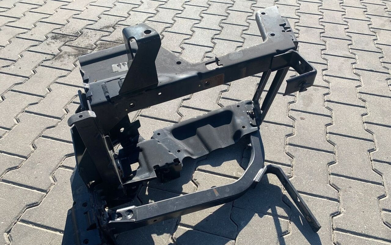 Renault STELAŻ STOPNICY STOPNIA PRAWY RENAULT GAMA T RANGE - Scară pentru Camion: Foto 1 Renault STELAŻ STOPNICY STOPNIA PRAWY RENAULT GAMA T RANGE - Scară pentru Camion: Foto 1