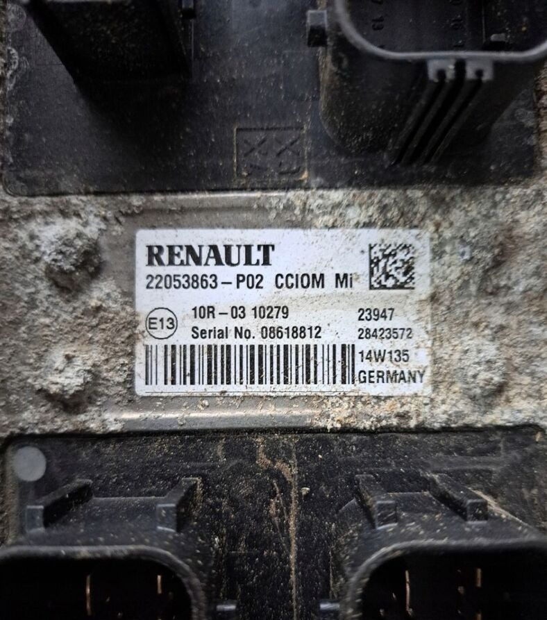 Renault STEROWNIK CCIOM GAMA T RANGE 22053863 P02 - Calculator de bord pentru Camion: Foto 2 Renault STEROWNIK CCIOM GAMA T RANGE 22053863 P02 - Calculator de bord pentru Camion: Foto 2