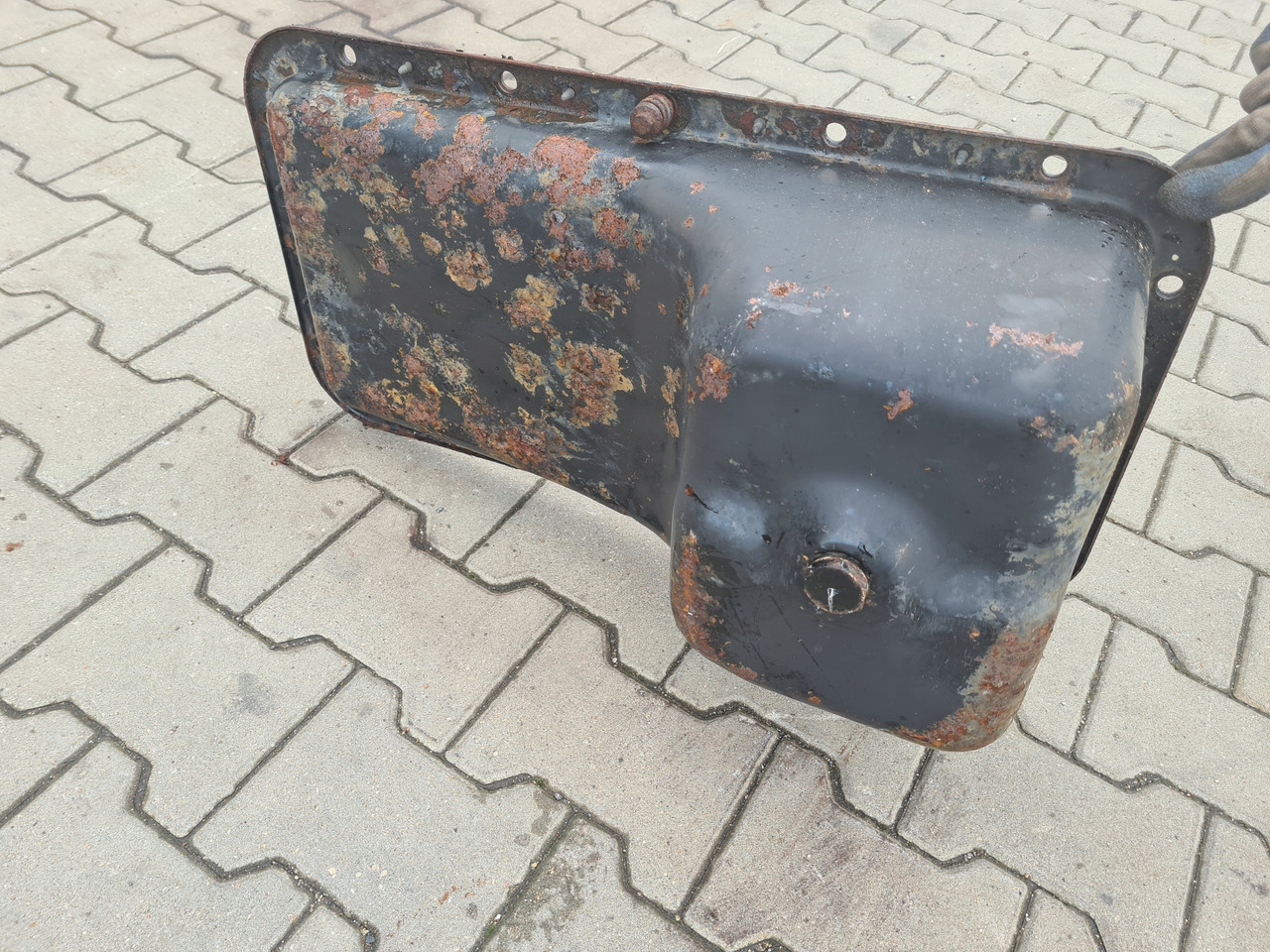 Baie de ulei pentru Camion VOLVO MISA MISKA OLEJOWA SILNIKA RENAULT GAMA D DTI 5 VOLVO FL FE D5K: Foto 9 Baie de ulei pentru Camion VOLVO MISA MISKA OLEJOWA SILNIKA RENAULT GAMA D DTI 5 VOLVO FL FE D5K: Foto 9