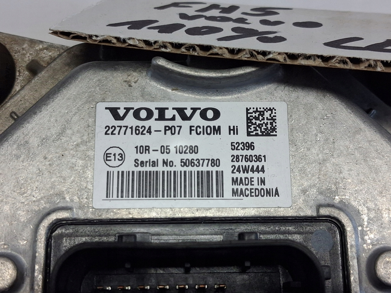 VOLVO STEROWNIK MODUŁ ŚWIATEŁ FCIOM VOLVO FH FM 5 22771624 P07 LED 22771625 P07 - Lumină pentru Camion: Foto 4 VOLVO STEROWNIK MODUŁ ŚWIATEŁ FCIOM VOLVO FH FM 5 22771624 P07 LED 22771625 P07 - Lumină pentru Camion: Foto 4