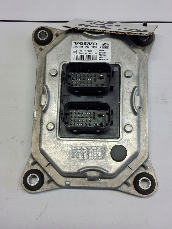 VOLVO STEROWNIK MODUŁ ŚWIATEŁ FCIOM VOLVO FH FM 5 22771624 P07 LED 22771625 P07 - Lumină pentru Camion: Foto 2 VOLVO STEROWNIK MODUŁ ŚWIATEŁ FCIOM VOLVO FH FM 5 22771624 P07 LED 22771625 P07 - Lumină pentru Camion: Foto 2