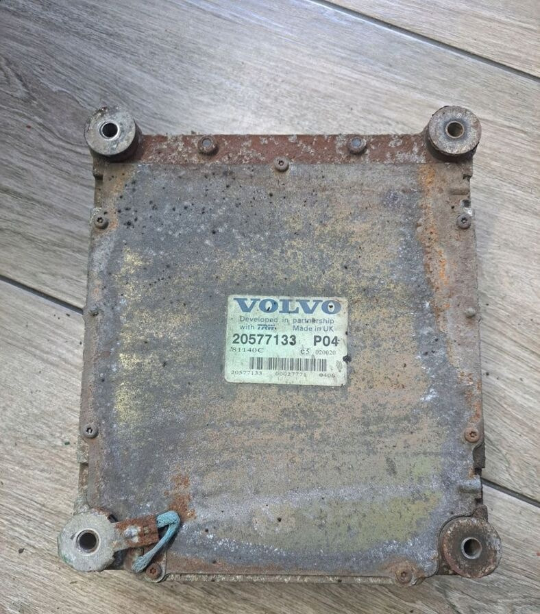 Volvo 8192459 Volvo FL 6 00-06 - Calculator de bord pentru Camion: Foto 3 Volvo 8192459 Volvo FL 6 00-06 - Calculator de bord pentru Camion: Foto 3