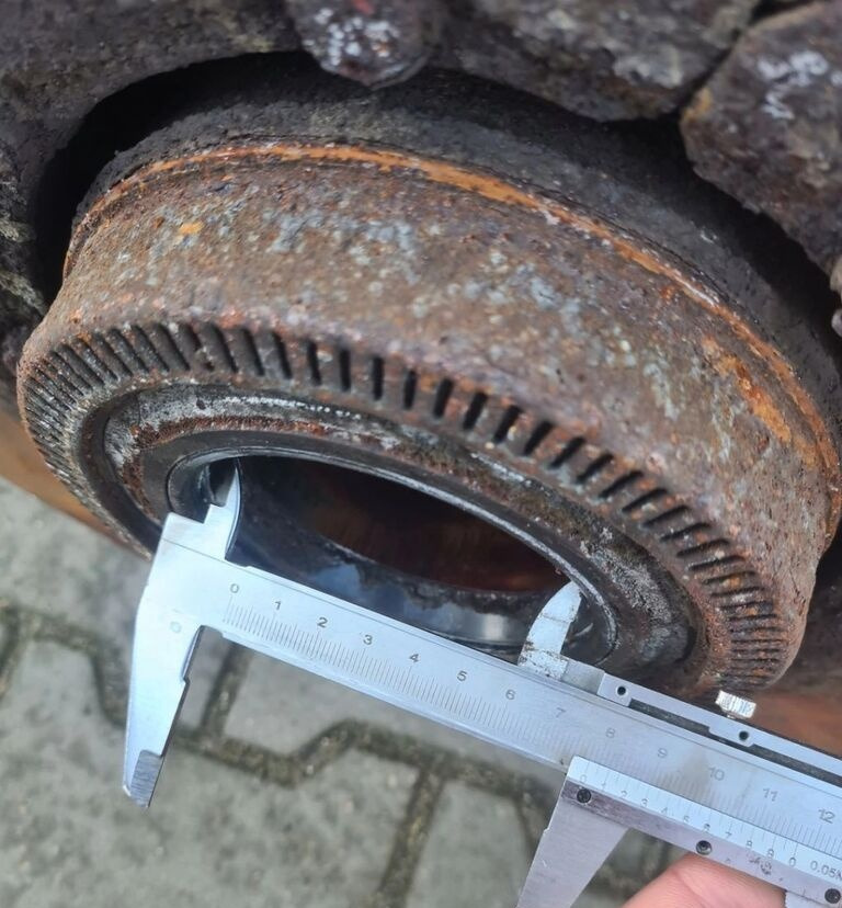 Volvo FI 78 TARCZA 410MM FH 4 FM 4 RENAULT GAMA T FI   Volvo FI 78 TARCZA 410MM VOLVO FH 4 FM 4 RENAULT GAMA T - Butuc pentru Camion: Foto 2 Volvo FI 78 TARCZA 410MM FH 4 FM 4 RENAULT GAMA T FI   Volvo FI 78 TARCZA 410MM VOLVO FH 4 FM 4 RENAULT GAMA T - Butuc pentru Camion: Foto 2