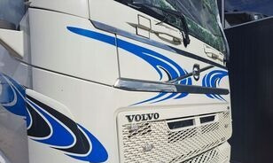 Volvo KOMPLETNA GÓRNA ATRAPA Volvo FH 4 - Capotă pentru Camion: Foto 1 Volvo KOMPLETNA GÓRNA ATRAPA Volvo FH 4 - Capotă pentru Camion: Foto 1