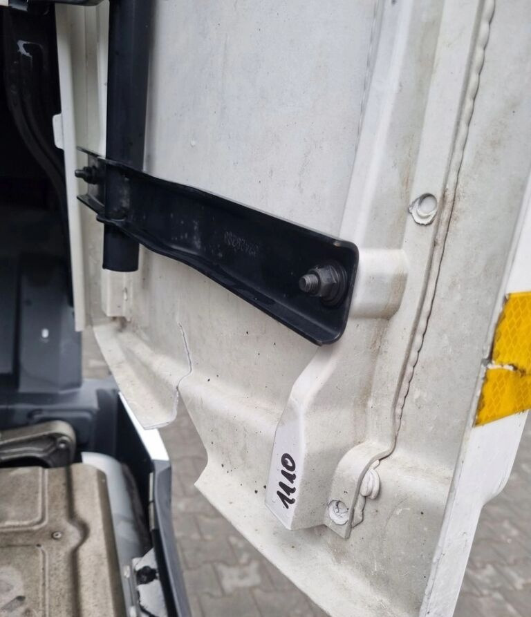Volvo Y OWIEWKI KABINY KOMPLET FH 4 5 EURO 6 LIFT GLOBETROTTER Volvo VOLVO FH 4 5 EURO 6 LIFT GLOBETROTTER - Aerodinamică/ Spoiler pentru Camion: Foto 2 Volvo Y OWIEWKI KABINY KOMPLET FH 4 5 EURO 6 LIFT GLOBETROTTER Volvo VOLVO FH 4 5 EURO 6 LIFT GLOBETROTTER - Aerodinamică/ Spoiler pentru Camion: Foto 2