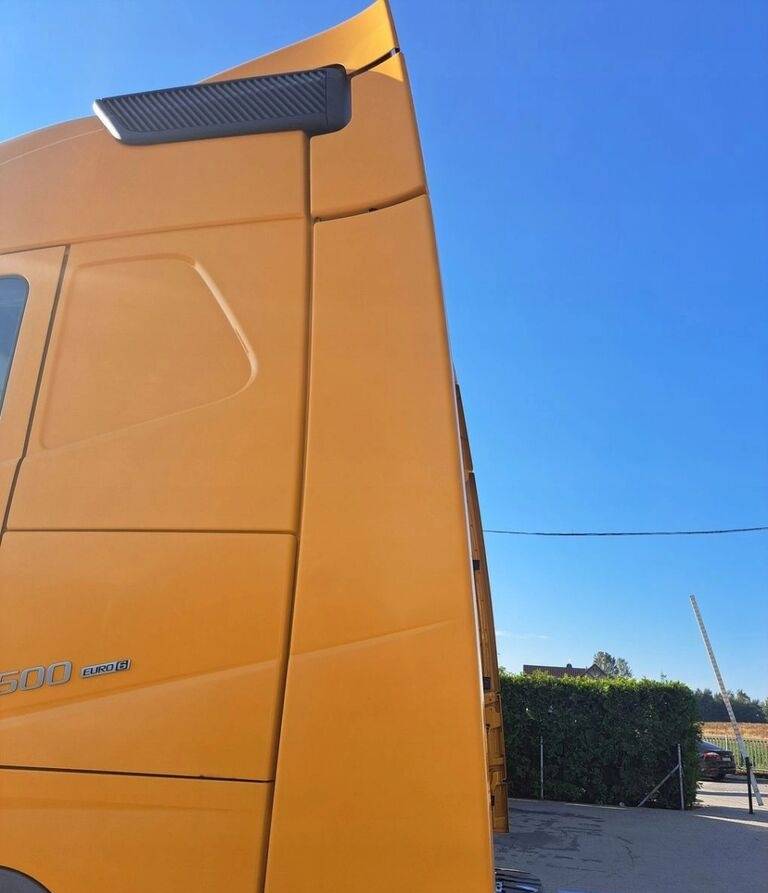 Volvo Y OWIEWKI KABINY KOMPLET FH 4 EURO 6 GLOBETROTTER Volvo FH4 Euro 6 Globetrotter - Aerodinamică/ Spoiler pentru Camion: Foto 3 Volvo Y OWIEWKI KABINY KOMPLET FH 4 EURO 6 GLOBETROTTER Volvo FH4 Euro 6 Globetrotter - Aerodinamică/ Spoiler pentru Camion: Foto 3