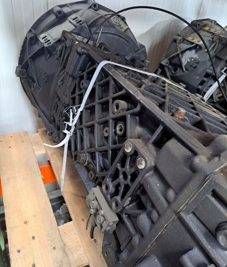 ZF ECOSPLIT 16s2220 16s2221 Z RETARDEREM RENAULT - Cutie de viteze pentru Camion: Foto 1 ZF ECOSPLIT 16s2220 16s2221 Z RETARDEREM RENAULT - Cutie de viteze pentru Camion: Foto 1