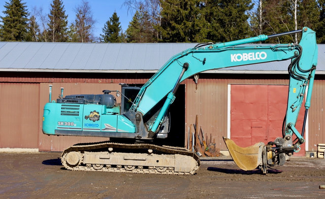 KobelcoSK300 LC-11 - Excavator pe şenile: Foto 2 KobelcoSK300 LC-11 - Excavator pe şenile: Foto 2