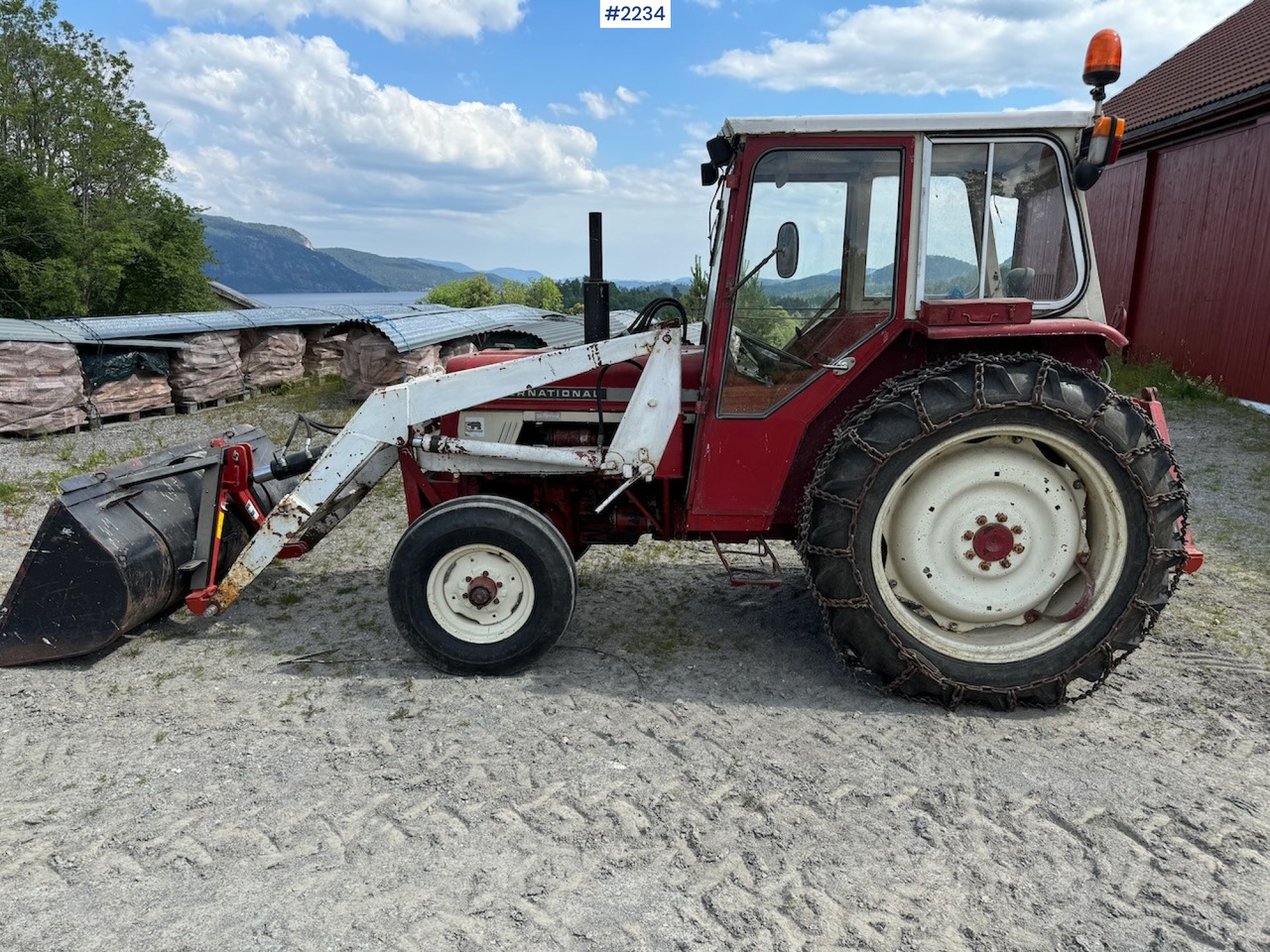 1973 International Harvester 454 w/front loader. - Tractor agricol: Foto 4 1973 International Harvester 454 w/front loader. - Tractor agricol: Foto 4