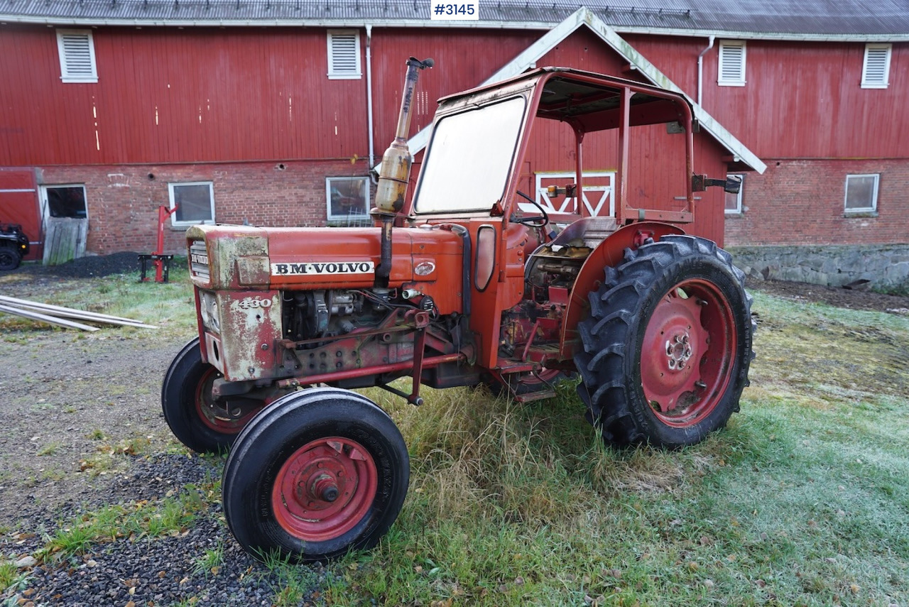 1973 Volvo 430 - Tractor agricol: Foto 1 1973 Volvo 430 - Tractor agricol: Foto 1