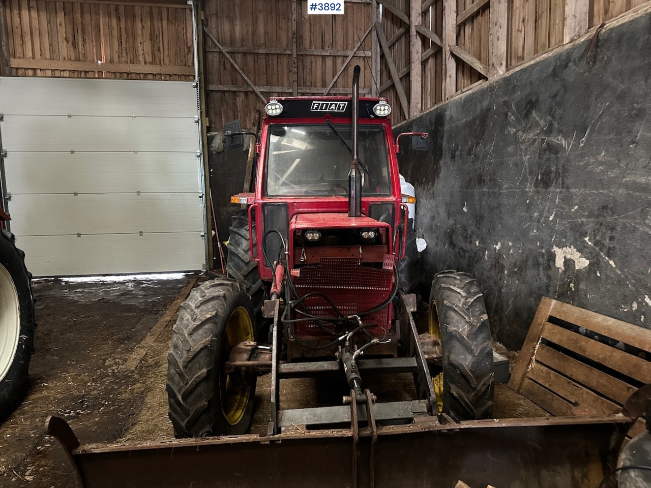 1981 Fiat 780 DT w/ tractor blade - Tractor agricol: Foto 4 1981 Fiat 780 DT w/ tractor blade - Tractor agricol: Foto 4