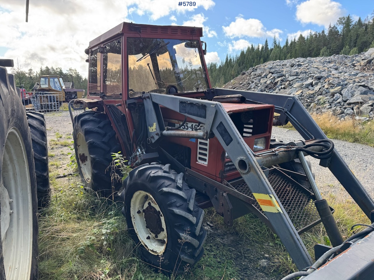 1986 Fiat 55-46 DT w/ front loader. - Tractor agricol: Foto 4 1986 Fiat 55-46 DT w/ front loader. - Tractor agricol: Foto 4