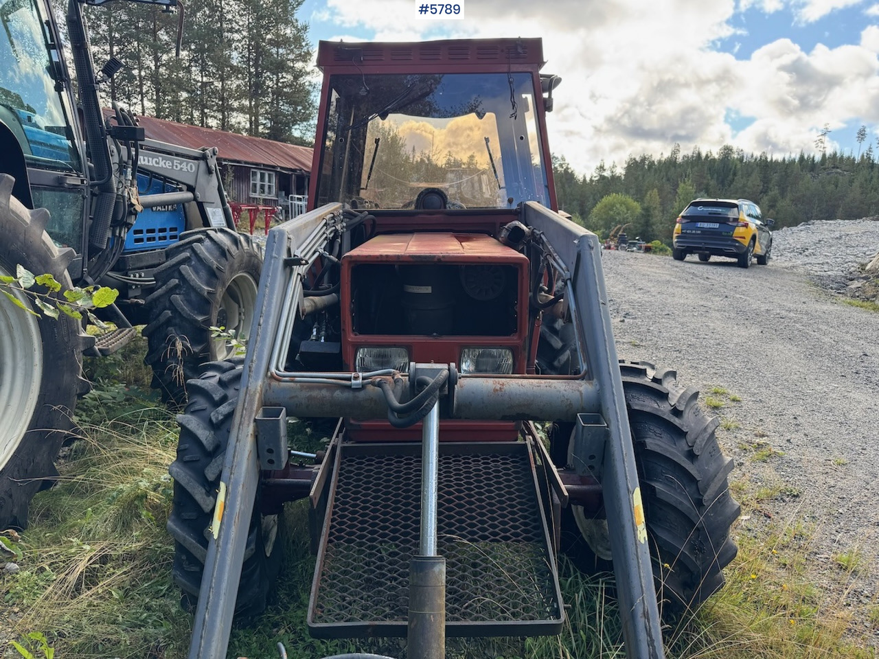 1986 Fiat 55-46 DT w/ front loader. - Tractor agricol: Foto 3 1986 Fiat 55-46 DT w/ front loader. - Tractor agricol: Foto 3