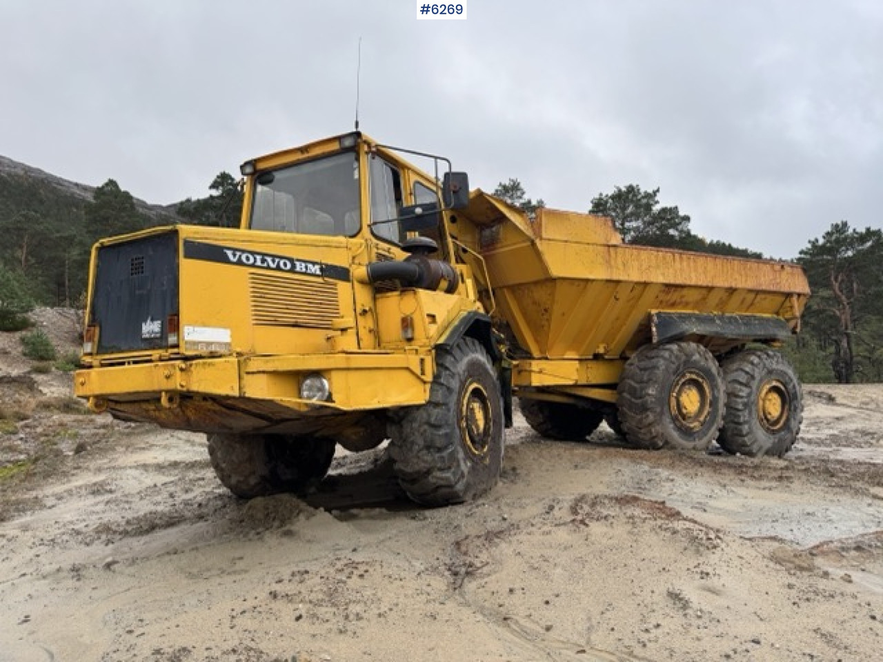 1986 Volvo BM 5350B 6x6 with Overhauled Engine – SEE VIDEO! - Camion articulat: Foto 2 1986 Volvo BM 5350B 6x6 with Overhauled Engine – SEE VIDEO! - Camion articulat: Foto 2