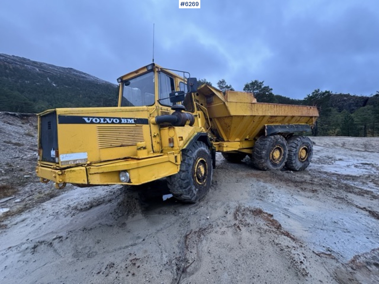 1986 Volvo BM 5350B 6x6 with Overhauled Engine – SEE VIDEO! - Camion articulat: Foto 4 1986 Volvo BM 5350B 6x6 with Overhauled Engine – SEE VIDEO! - Camion articulat: Foto 4