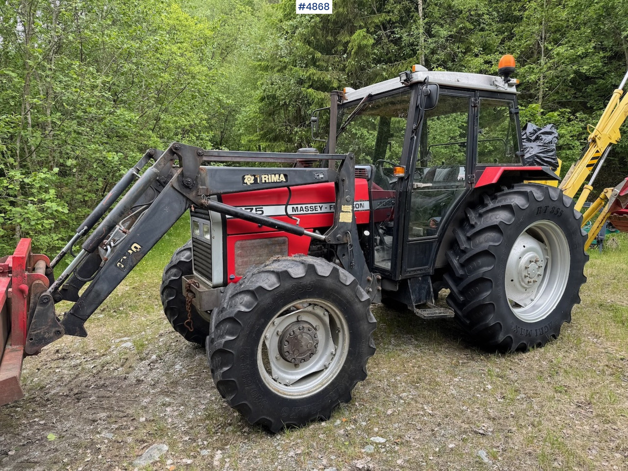 Tractor agricol 1988 Massey Ferguson 375 w/front loader: Foto 6