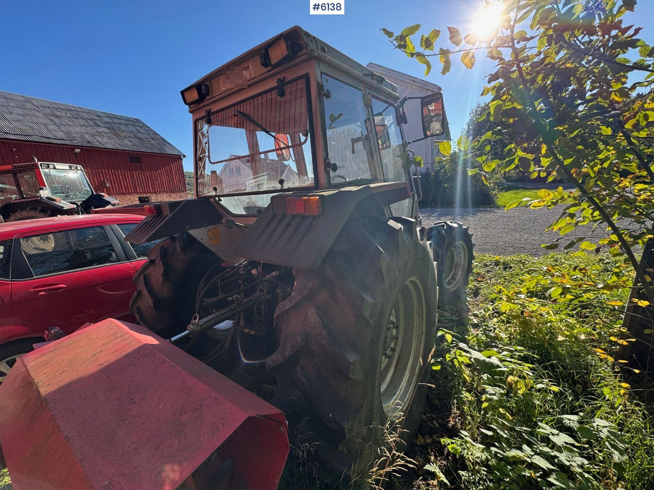 Tractor agricol 1992 Massey Ferguson 372: Foto 13