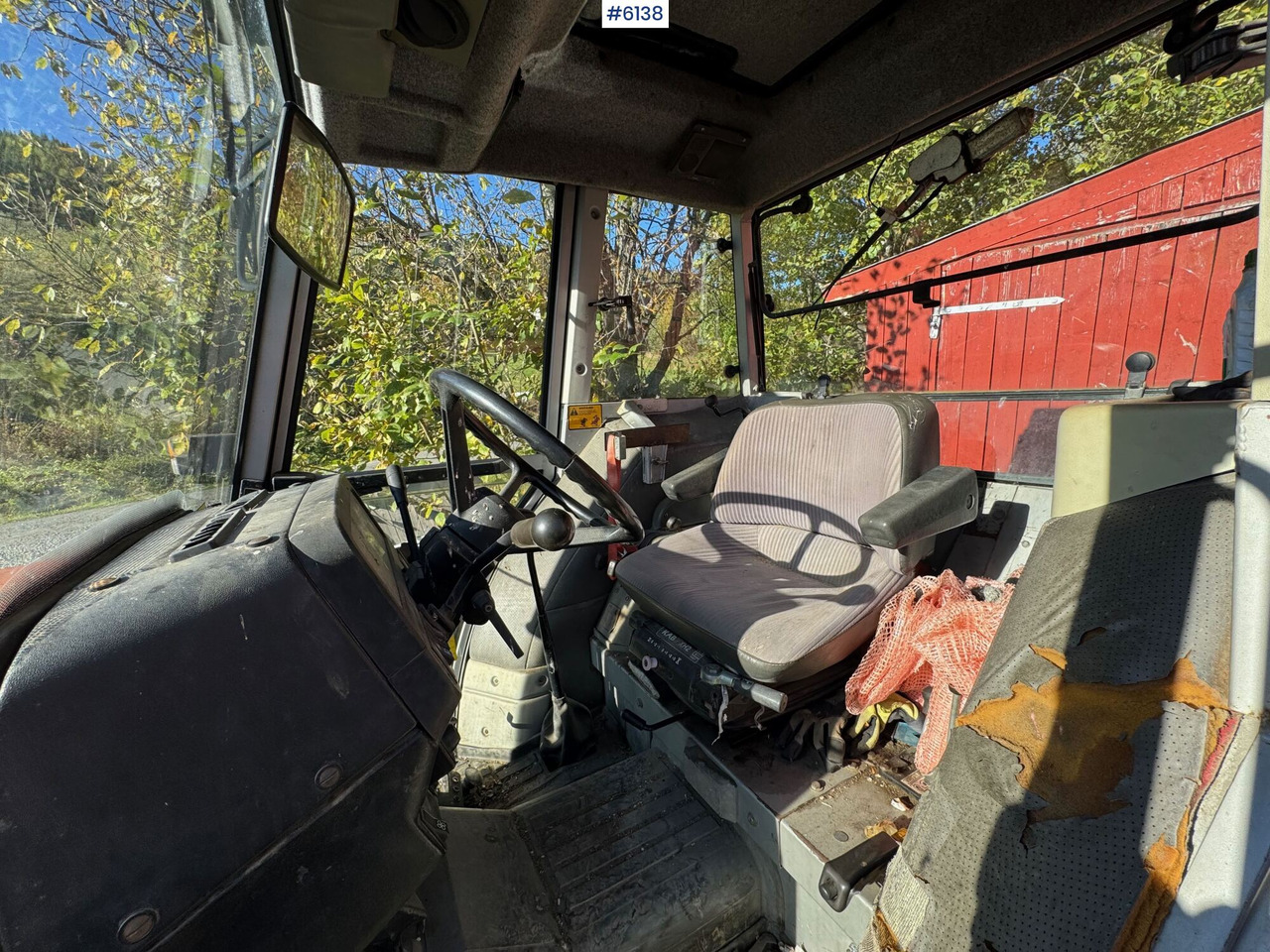 Tractor agricol 1992 Massey Ferguson 372: Foto 15