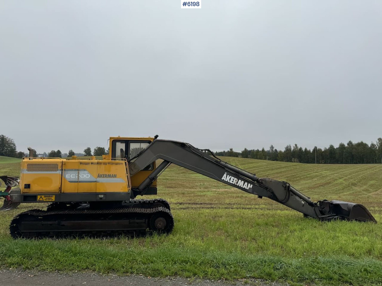 1993 Åkerman EC200 Tracked excavator w/ 2 buckets. New belts and sprocket. - Excavator: Foto 2 1993 Åkerman EC200 Tracked excavator w/ 2 buckets. New belts and sprocket. - Excavator: Foto 2