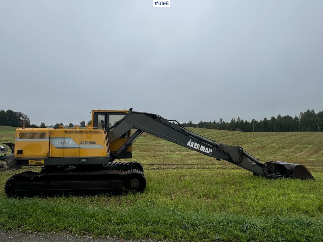 1993 Åkerman EC200 Tracked excavator w/ 2 buckets. New belts and sprocket. - Excavator: Foto 1 1993 Åkerman EC200 Tracked excavator w/ 2 buckets. New belts and sprocket. - Excavator: Foto 1