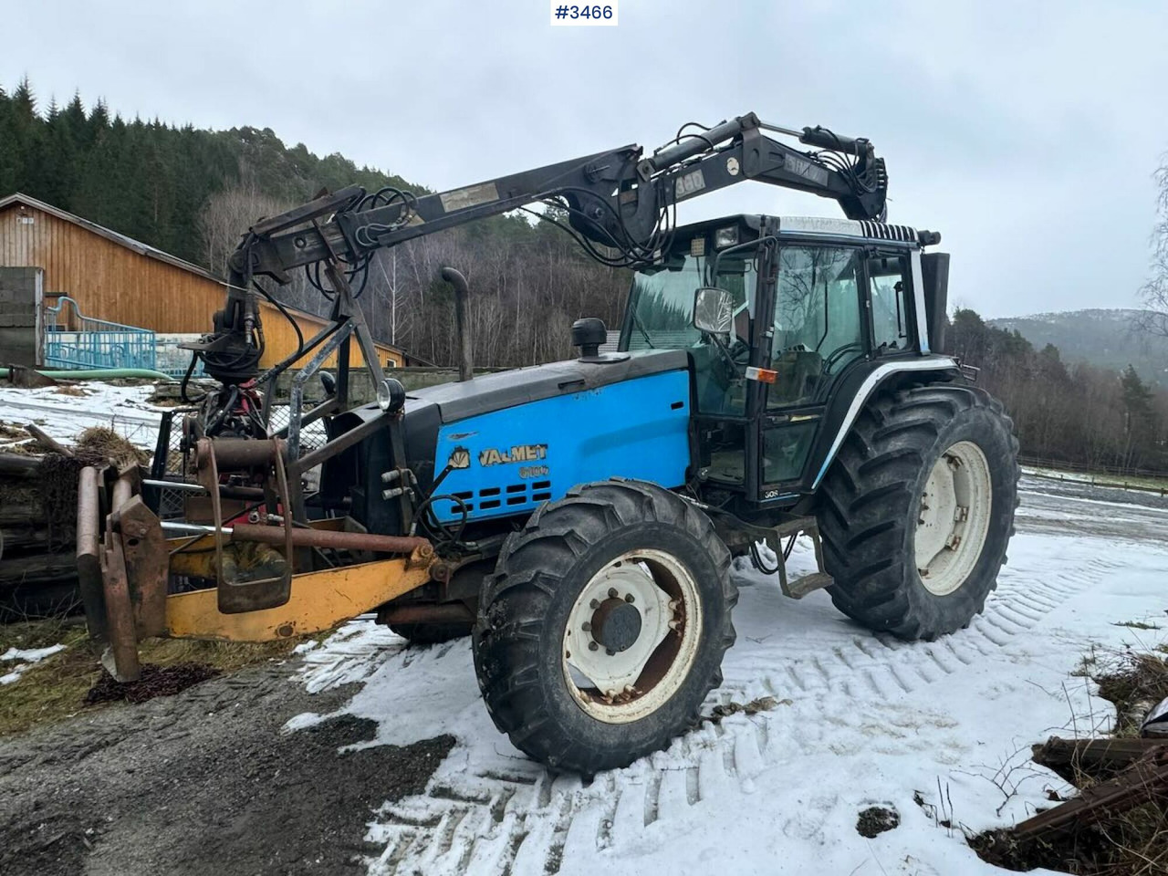 1993 Valmet 8100 m/ Hiab FMV Crane and timber trailer - Tractor agricol: Foto 1 1993 Valmet 8100 m/ Hiab FMV Crane and timber trailer - Tractor agricol: Foto 1