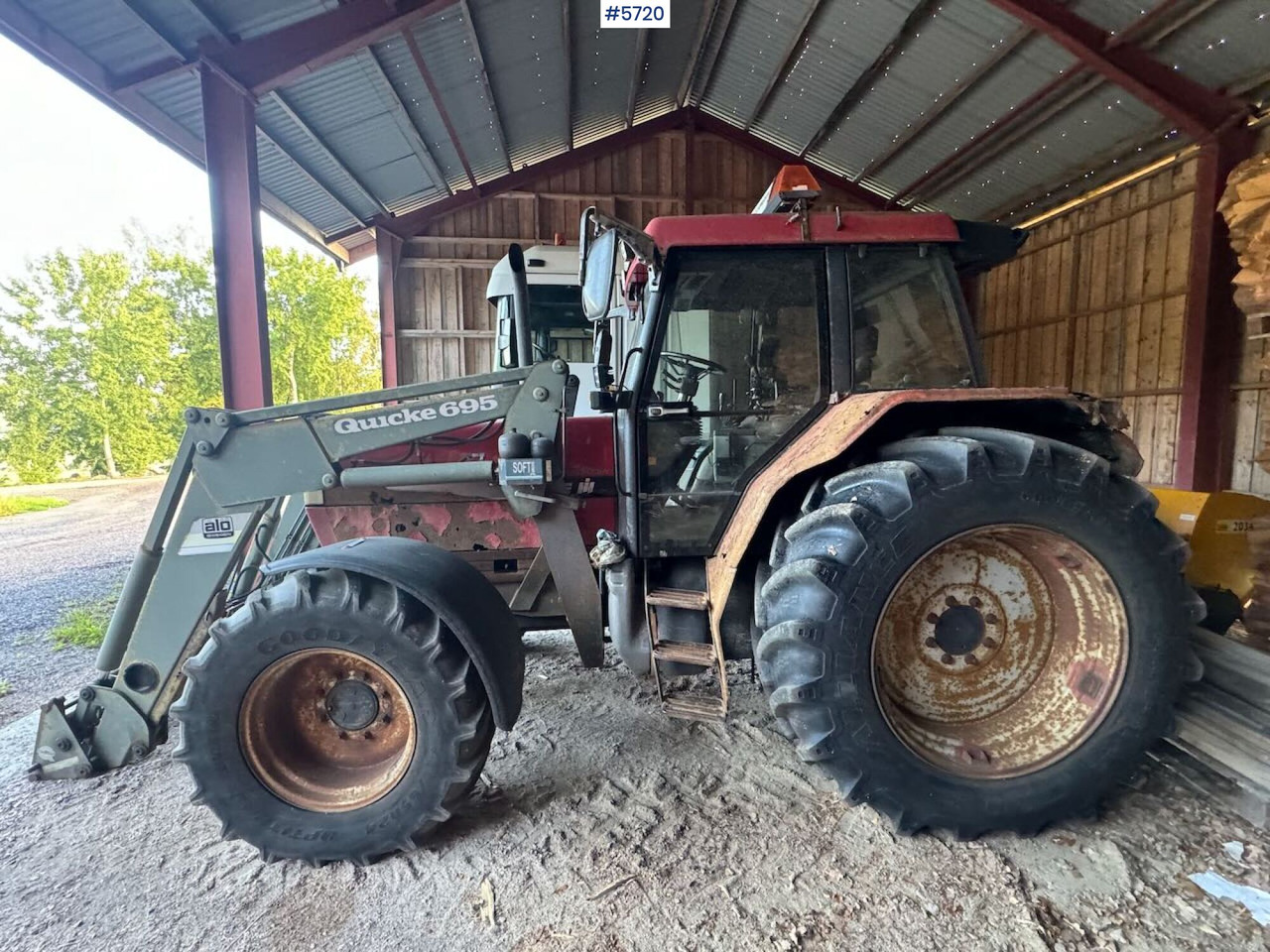 1996 Case 5140 4x4 w/ Quicke front loader - Tractor agricol: Foto 2 1996 Case 5140 4x4 w/ Quicke front loader - Tractor agricol: Foto 2