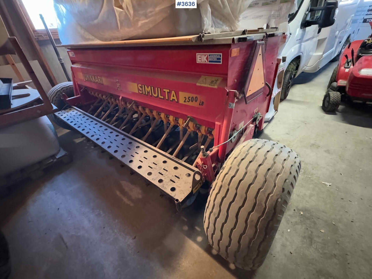 1997 Junkkari Simulta 2500 seed drill - Semănătoare: Foto 1 1997 Junkkari Simulta 2500 seed drill - Semănătoare: Foto 1