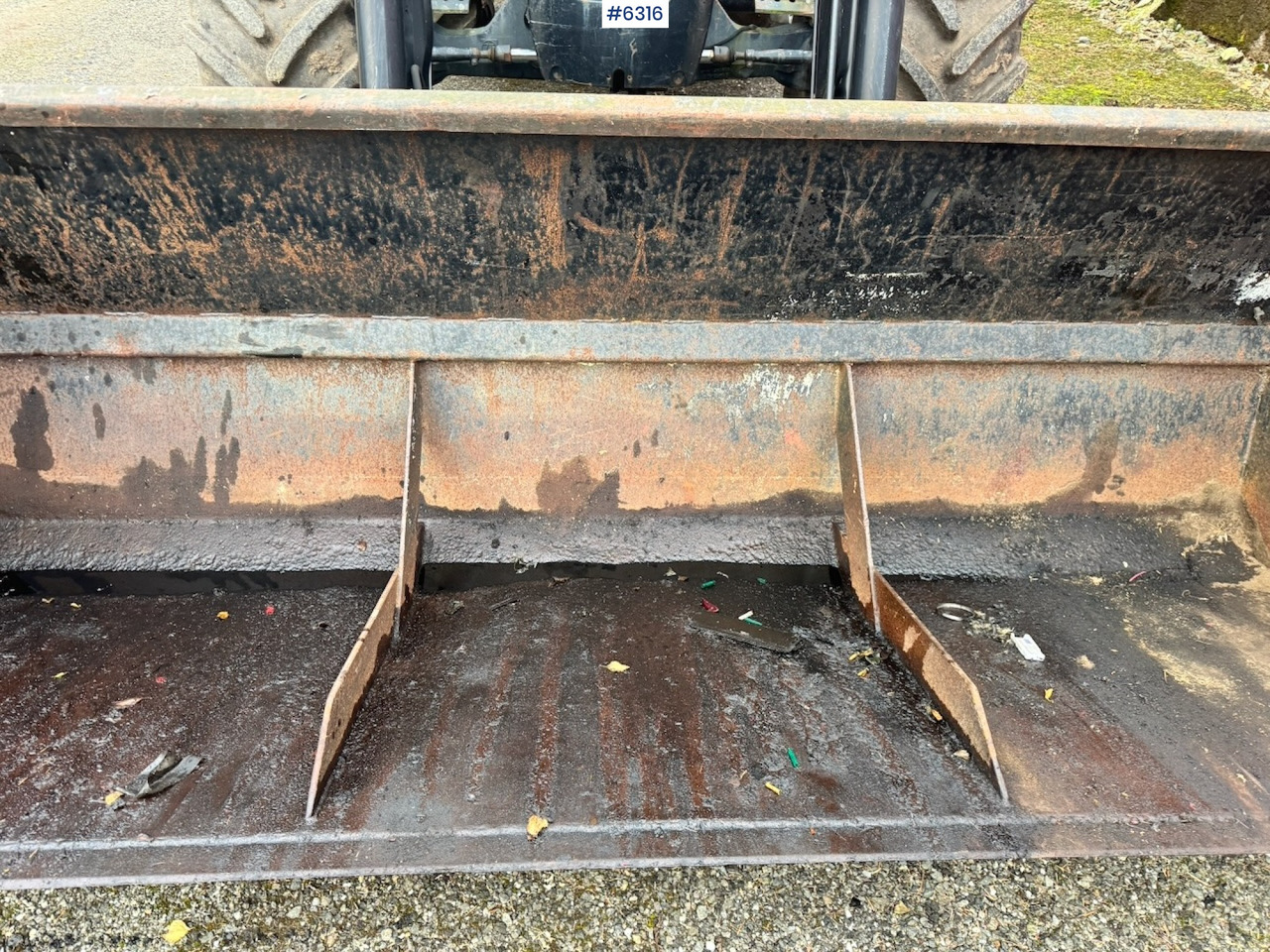 Leasing de  1999 Deutz Agrotron 150 w/ bucket and Front loader from 2020. 1999 Deutz Agrotron 150 w/ bucket and Front loader from 2020.: Foto 14