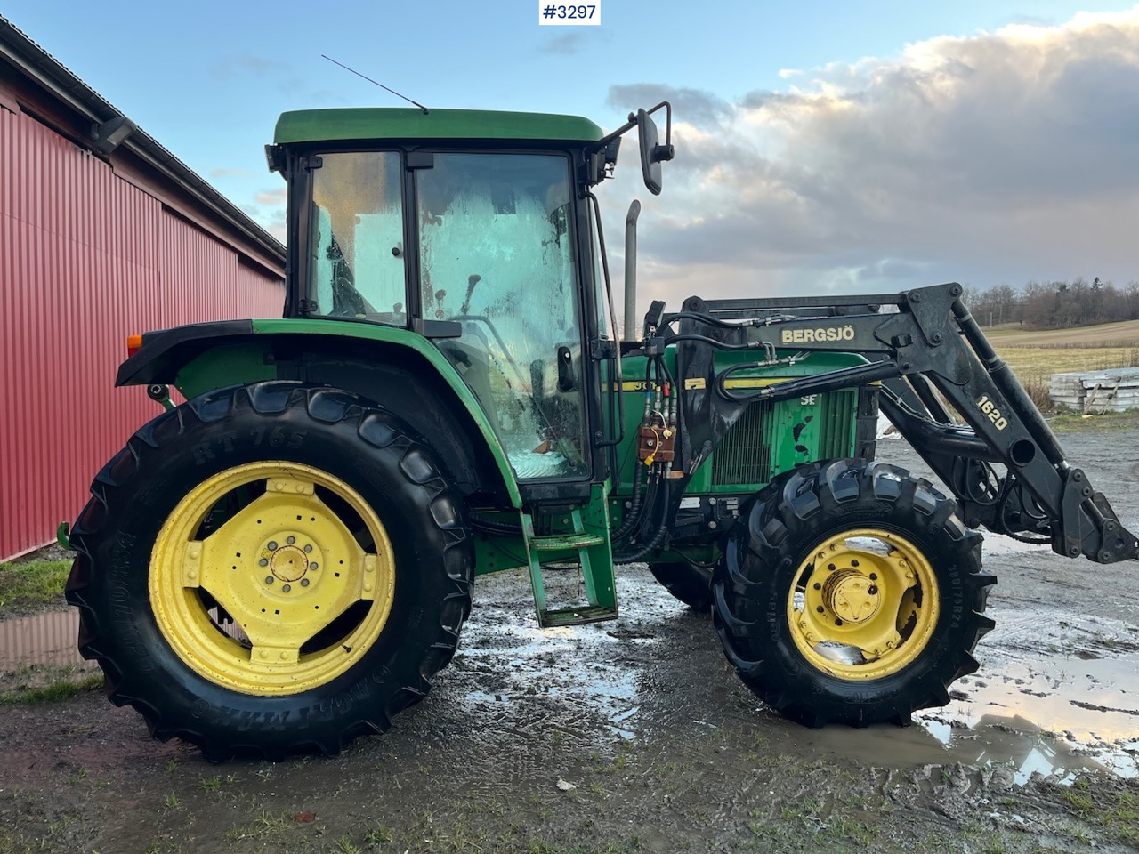 1999 John Deere 6210 SE with Front Loader - Tractor agricol: Foto 5 1999 John Deere 6210 SE with Front Loader - Tractor agricol: Foto 5
