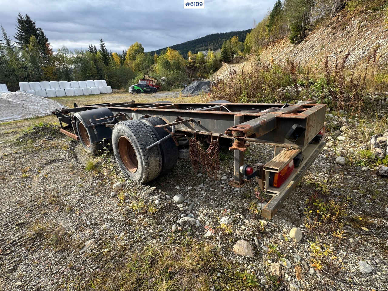 2002 Istrail container trailer. Repair object. - Remorcă transport agabaritic: Foto 5 2002 Istrail container trailer. Repair object. - Remorcă transport agabaritic: Foto 5