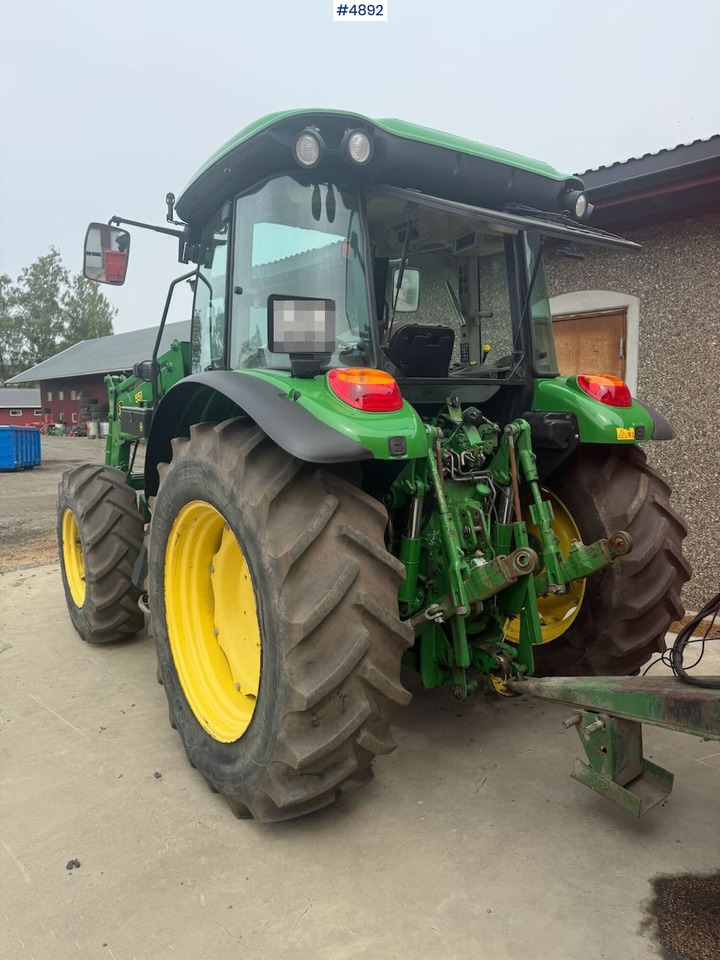 2004 John Deere 5720 4x4 w/ front loader - Tractor agricol: Foto 4 2004 John Deere 5720 4x4 w/ front loader - Tractor agricol: Foto 4