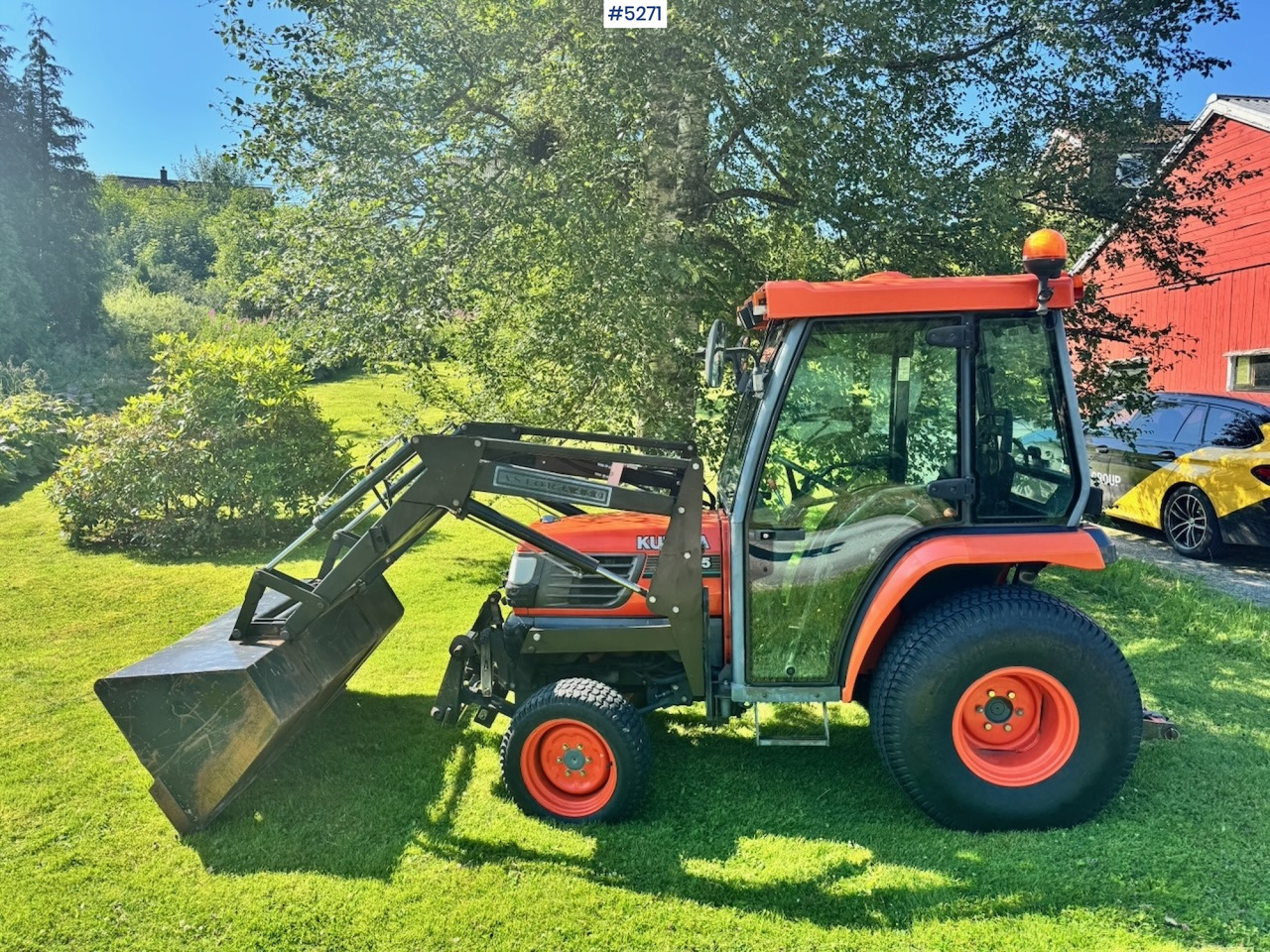 2004 Kubota STA-35 Tractor w/ Bucket. 2100 hours! - Tractor agricol: Foto 4 2004 Kubota STA-35 Tractor w/ Bucket. 2100 hours! - Tractor agricol: Foto 4