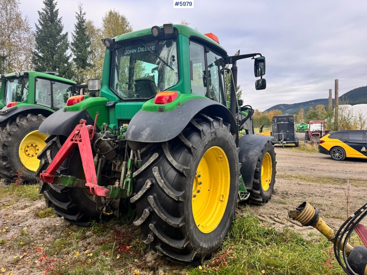2005 John Deere 6420 with Front Loader - Tractor agricol: Foto 4 2005 John Deere 6420 with Front Loader - Tractor agricol: Foto 4