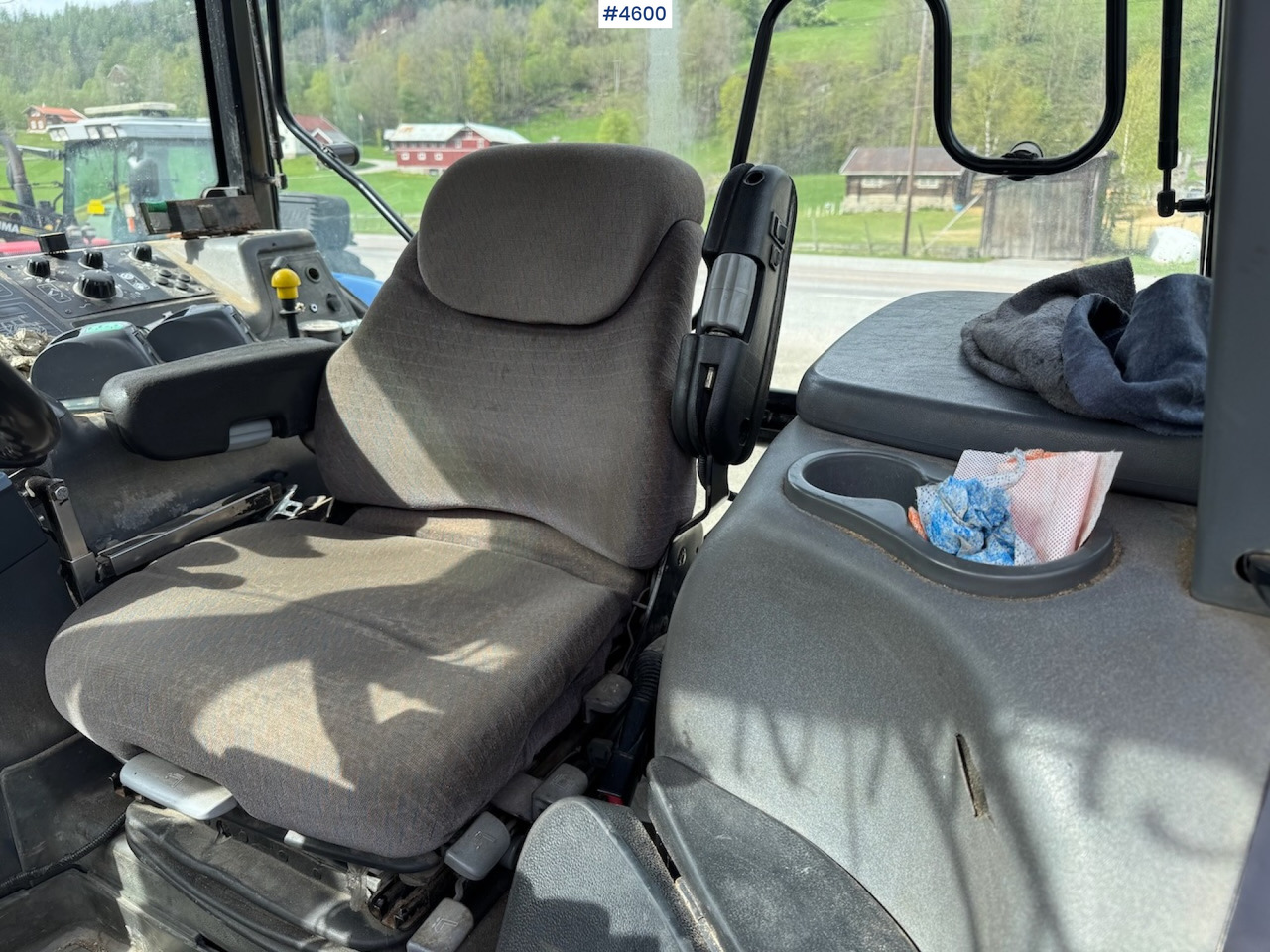 Leasing de  2005 New Holland TM190 w/front loader 2005 New Holland TM190 w/front loader: Foto 13