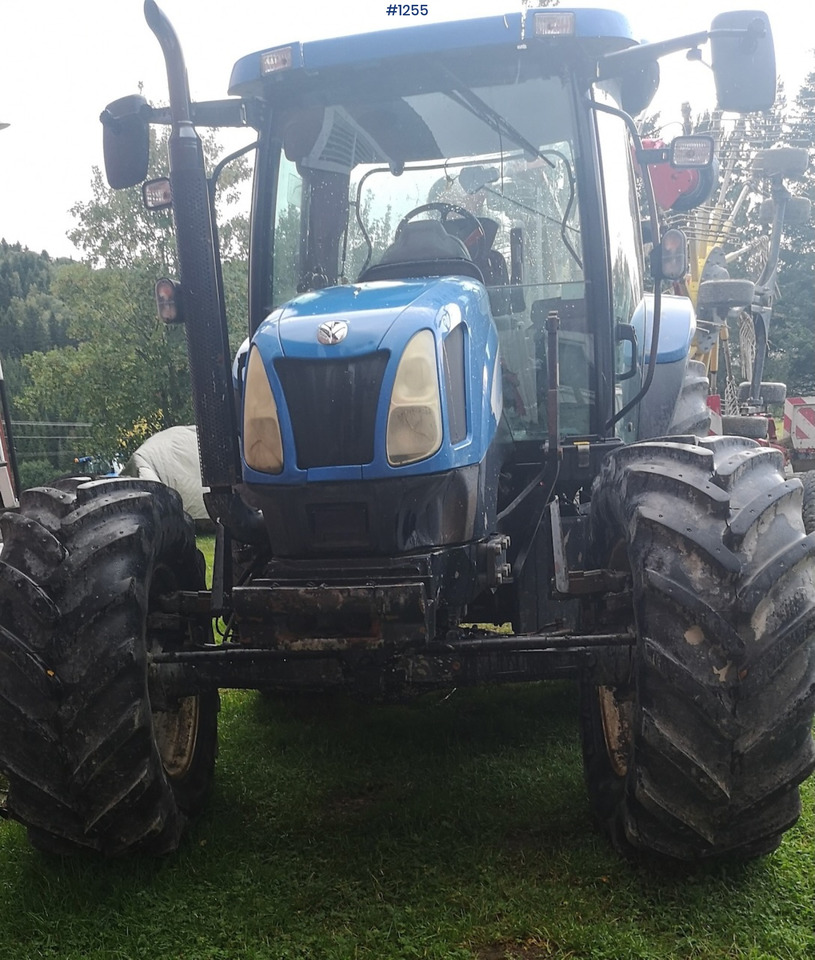 Tractor agricol 2005 New Holland TS110A: Foto 8