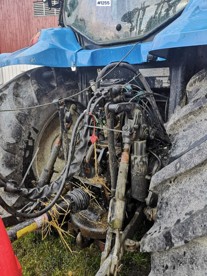 Tractor agricol 2005 New Holland TS110A: Foto 9