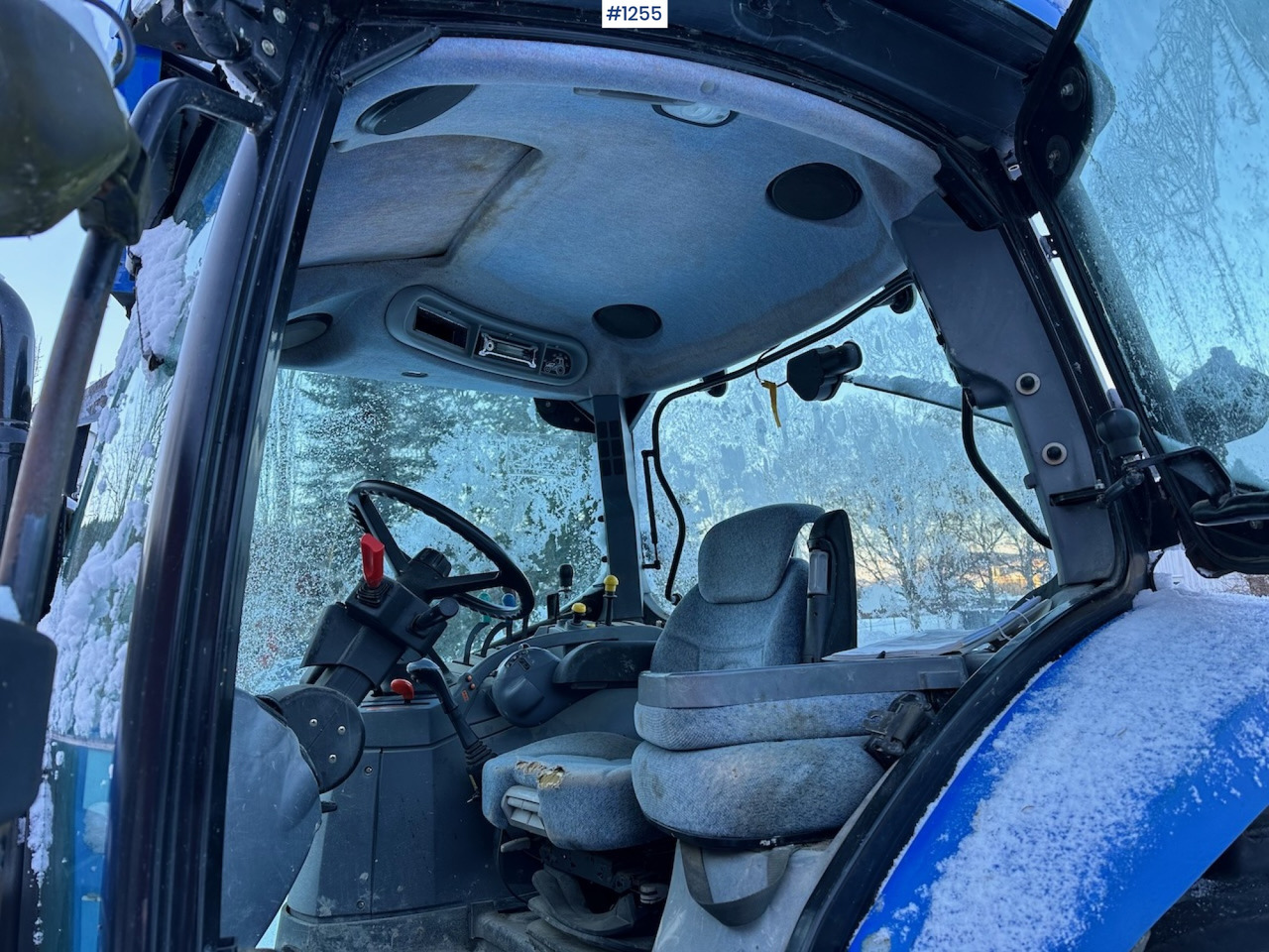 Tractor agricol 2005 New Holland TS110A: Foto 11