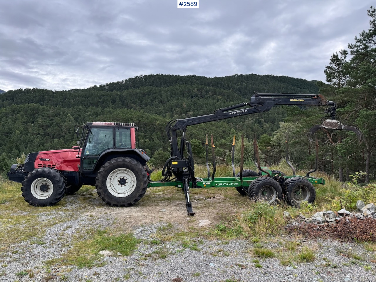 2005 Valtra 6550 Turbo with Kronos 120H 4WD B - Tractor agricol: Foto 5 2005 Valtra 6550 Turbo with Kronos 120H 4WD B - Tractor agricol: Foto 5
