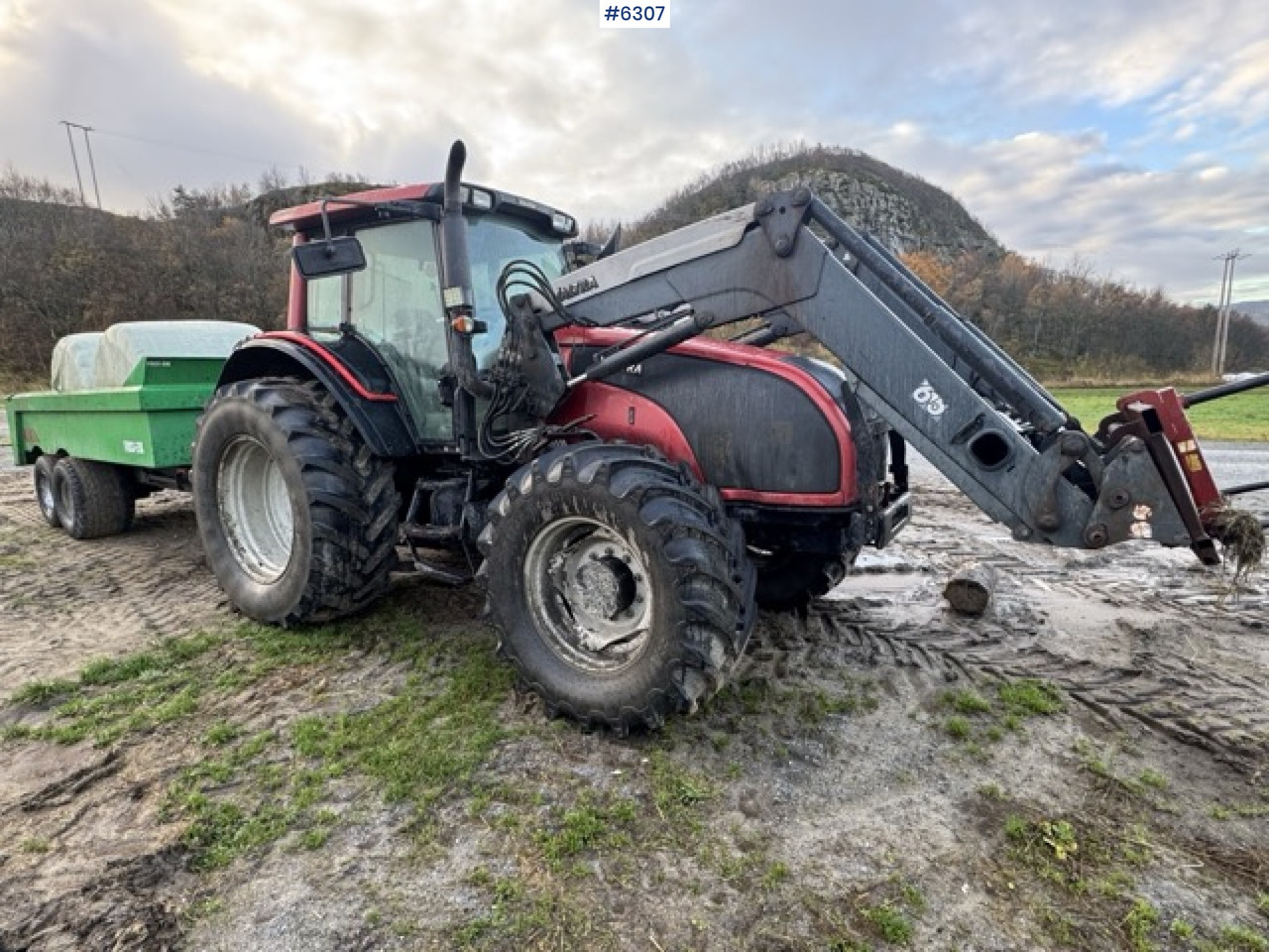 2008 Valtra T190 with front loader and 3rd function. SEE VIDEO! - Tractor agricol: Foto 3 2008 Valtra T190 with front loader and 3rd function. SEE VIDEO! - Tractor agricol: Foto 3