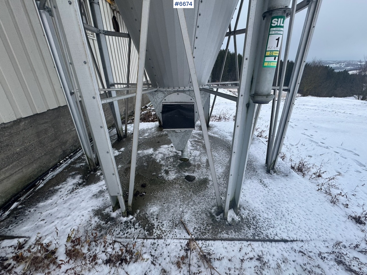 Utilaje de creştere vite 2010 Mafa Outdoor silo w/ level switch and inlet screw: Foto 8 Utilaje de creştere vite 2010 Mafa Outdoor silo w/ level switch and inlet screw: Foto 8