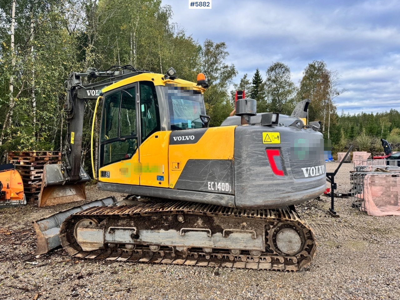 2013 Volvo EC140DL Crawler Excavator w/ Cleaning Bucket. - Excavator: Foto 5 2013 Volvo EC140DL Crawler Excavator w/ Cleaning Bucket. - Excavator: Foto 5