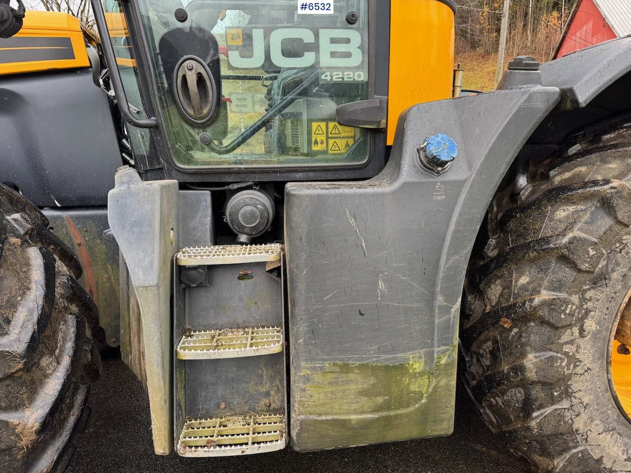 2015 JCB Fastrack 4220 w/ front hydraulics, front PTO and plow plate. Low hours! - Tractor agricol: Foto 5 2015 JCB Fastrack 4220 w/ front hydraulics, front PTO and plow plate. Low hours! - Tractor agricol: Foto 5