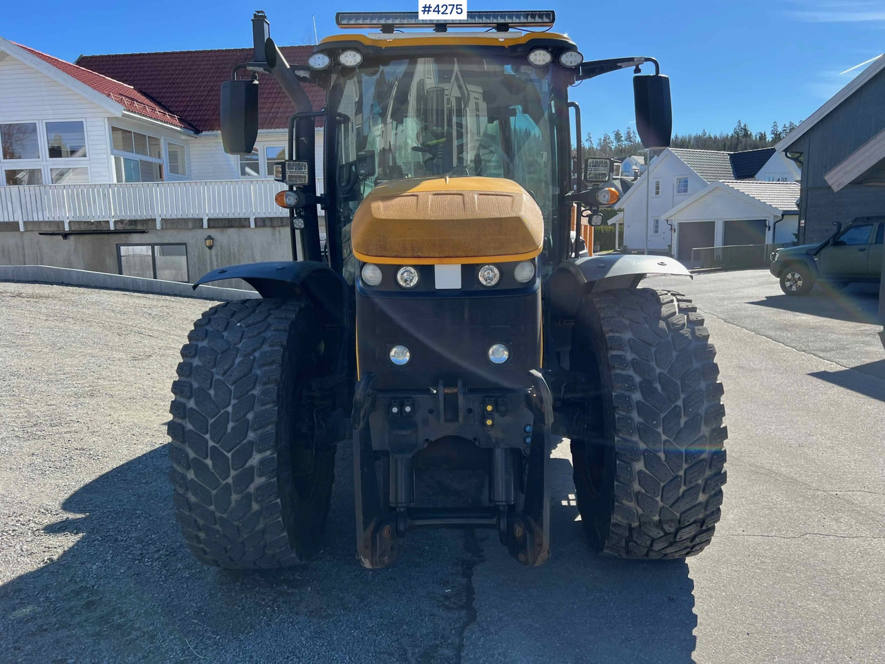 2017 JCB Fastrac 4220 w/front hydraulics and 2 sets of wheels and rims - Tractor agricol: Foto 5 2017 JCB Fastrac 4220 w/front hydraulics and 2 sets of wheels and rims - Tractor agricol: Foto 5