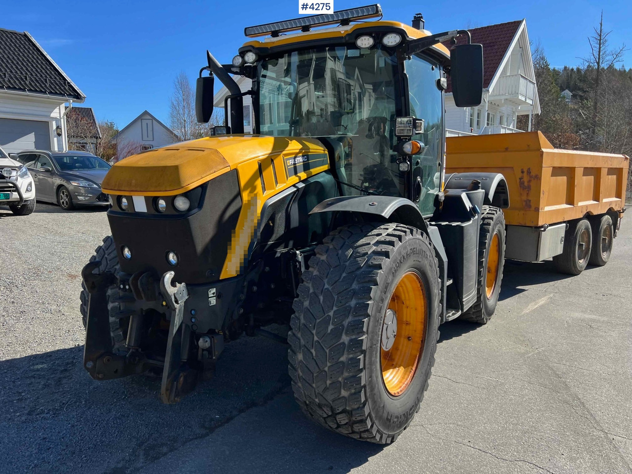2017 JCB Fastrac 4220 w/front hydraulics and 2 sets of wheels and rims - Tractor agricol: Foto 1 2017 JCB Fastrac 4220 w/front hydraulics and 2 sets of wheels and rims - Tractor agricol: Foto 1
