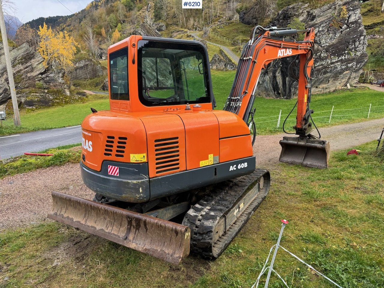2019 Atlas AC 60B with 3 buckets, grapple, and spike. Low hours!! - Excavator: Foto 5 2019 Atlas AC 60B with 3 buckets, grapple, and spike. Low hours!! - Excavator: Foto 5
