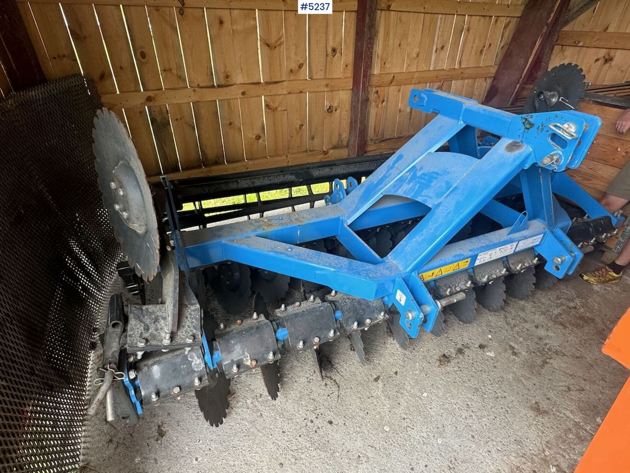 2021 Metal-Fach U741 - Maşină pentru prelucrarea solului: Foto 1 2021 Metal-Fach U741 - Maşină pentru prelucrarea solului: Foto 1